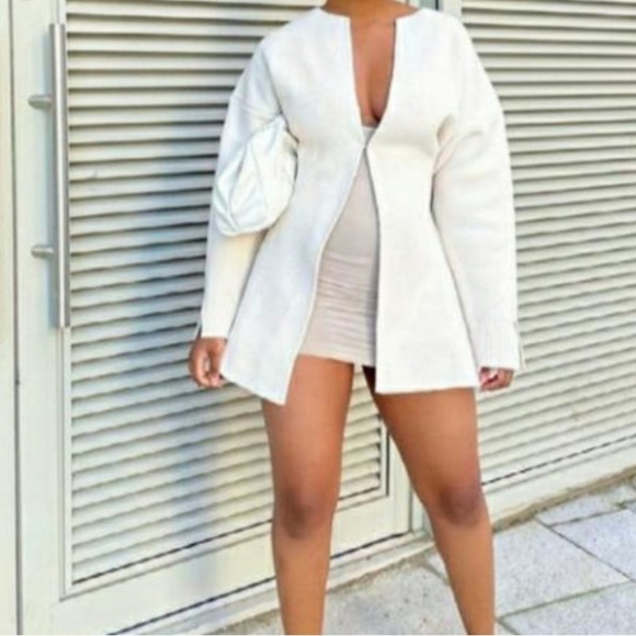 Zara Sweaters - Zara Knit Sweater/Coat Size Small